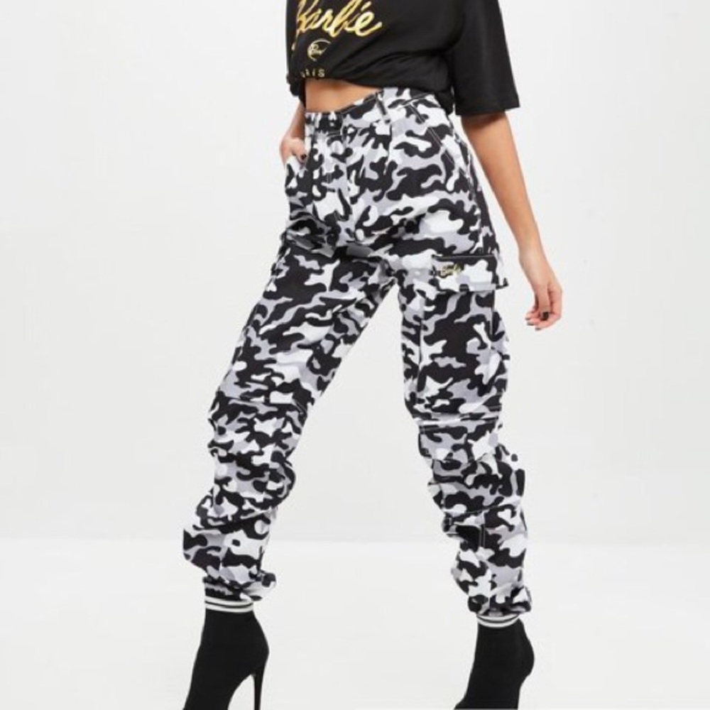 NWT Missguided x Barbie Camo Pants US 2